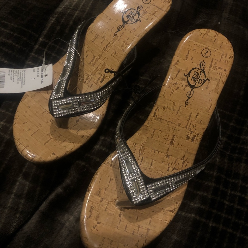 Sole Mates Wedge Sandal - Picture 2 of 6